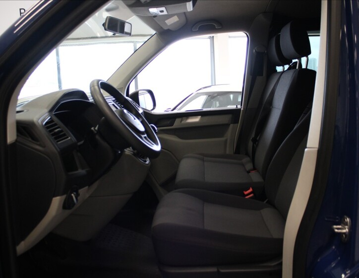 Volkswagen Transporter 6