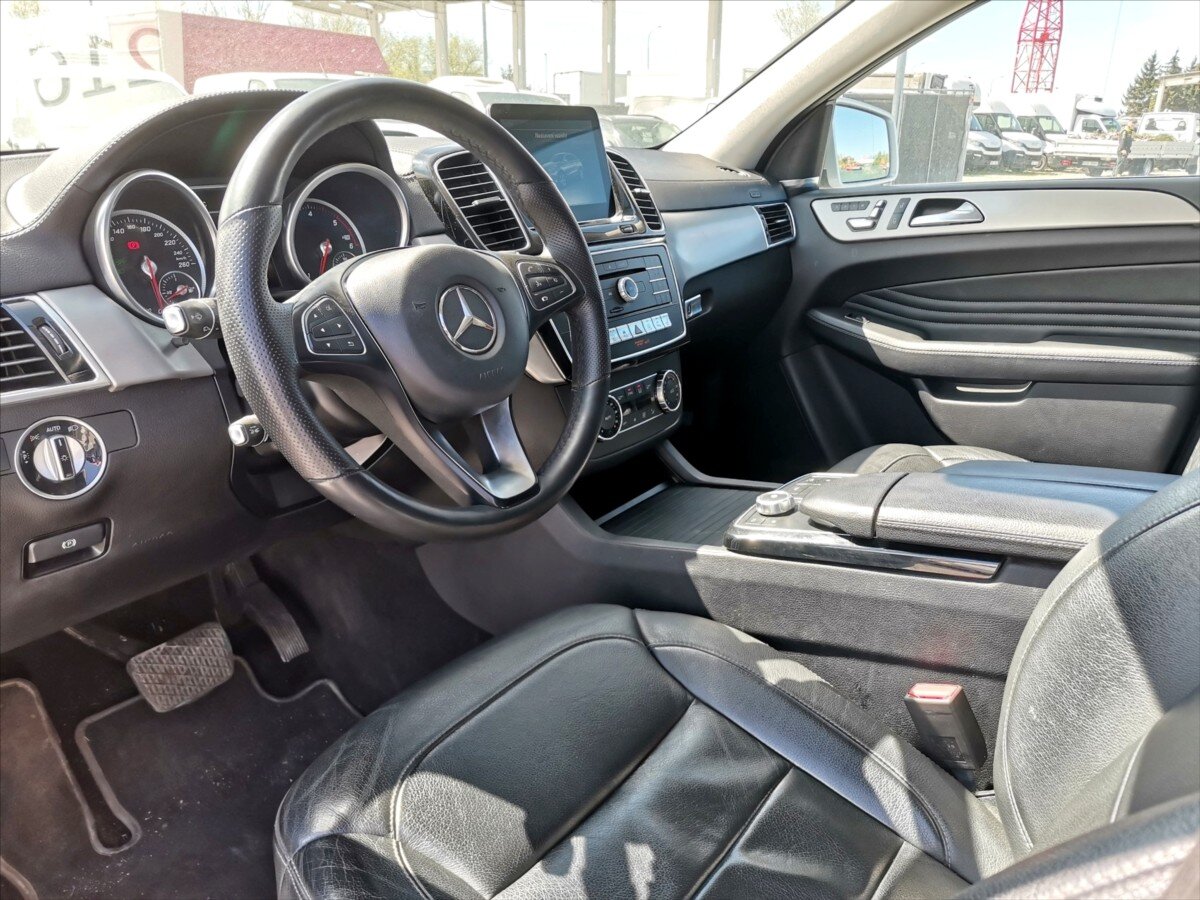 Mercedes-Benz GLE SUV / Terénní 3,0 l 190 kw