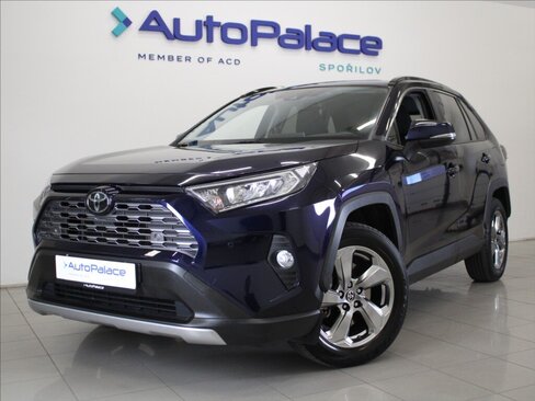 Toyota RAV4 SUV / Terénní 2,0 l 129 kw