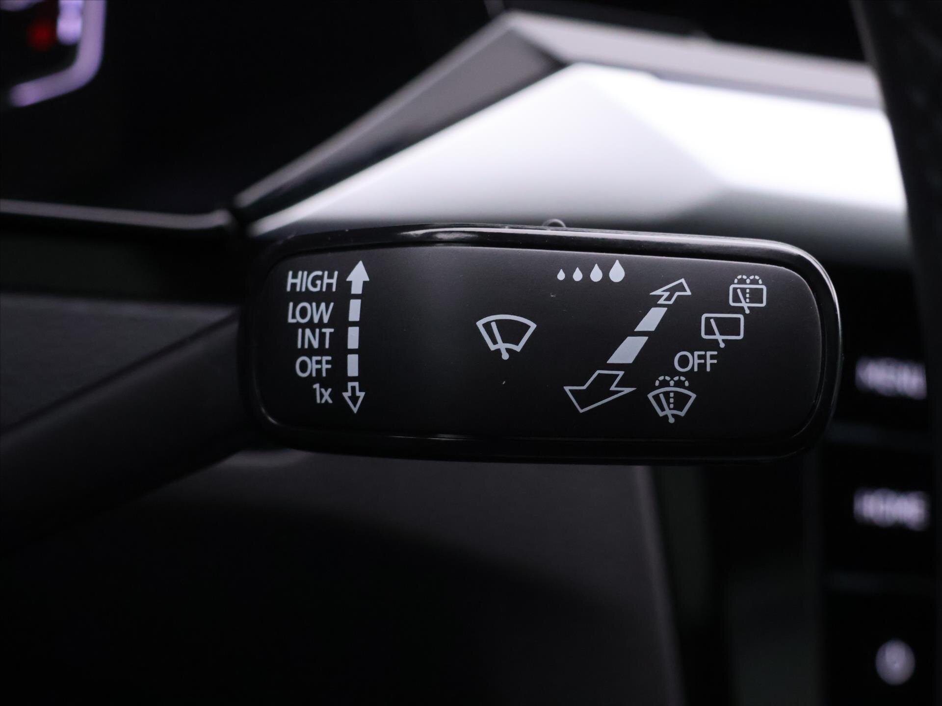 Volkswagen Arteon Kombi 2,0 l 147 kw