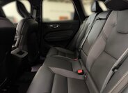 Volvo XC60 SUV / Terénní 2,0 l 184 kw