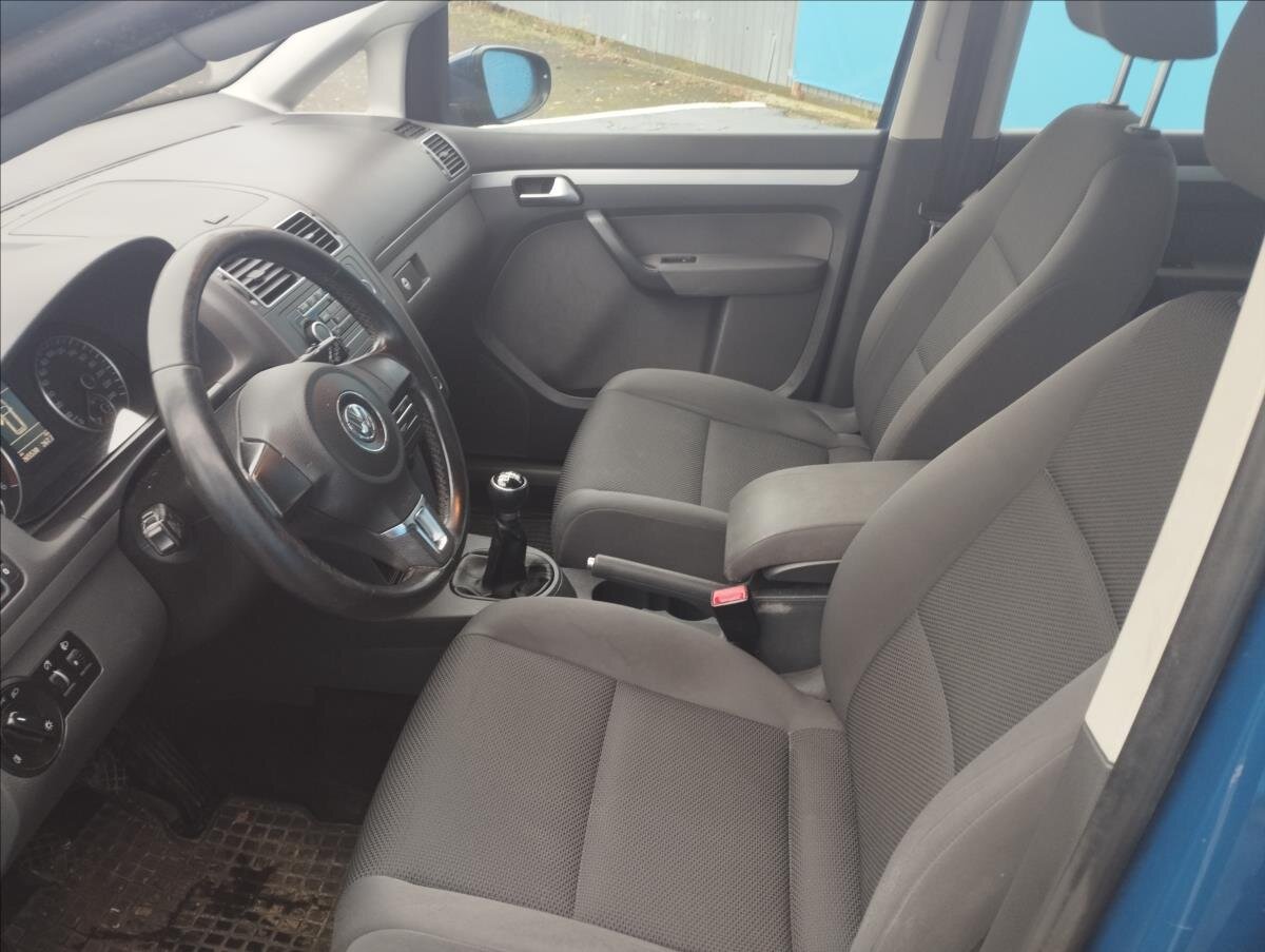 Volkswagen Touran MPV 1,6 l 66 kw