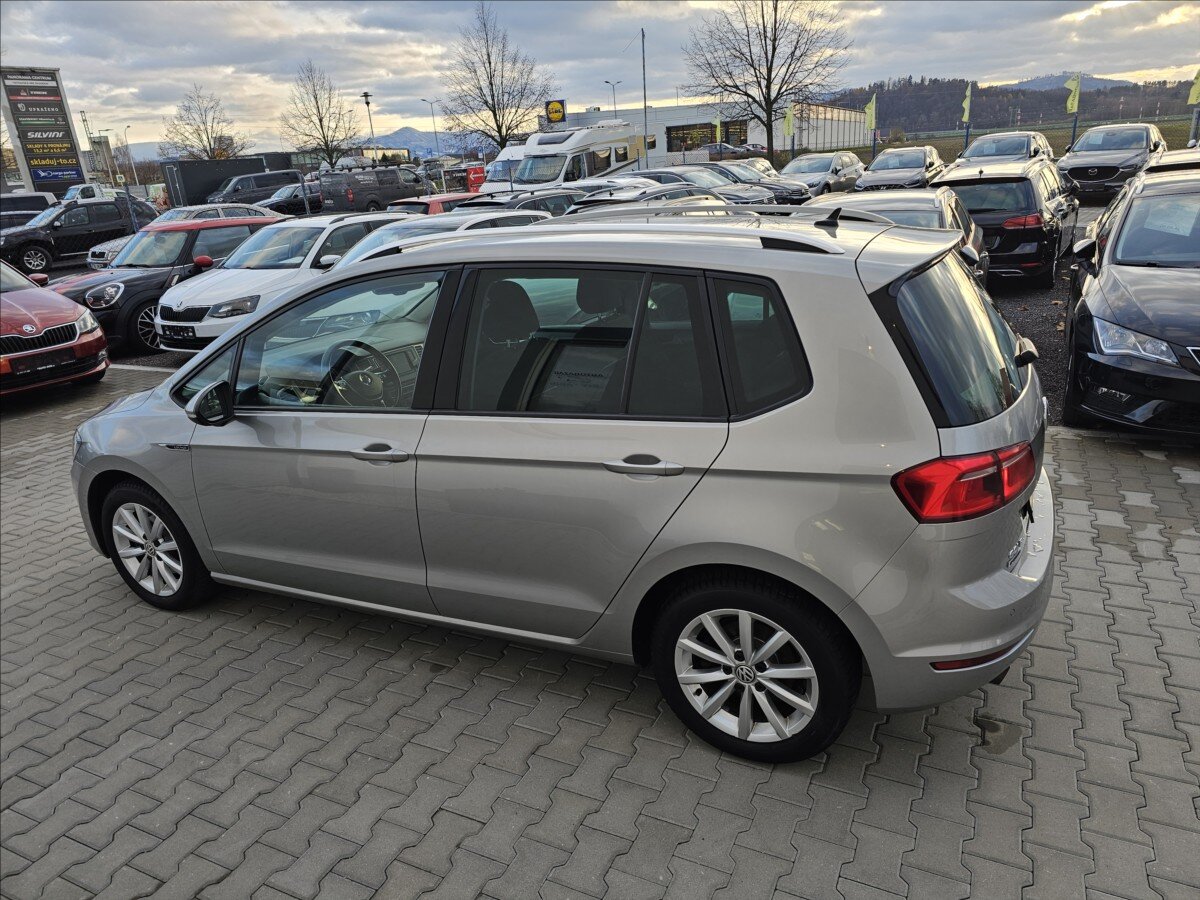 Volkswagen Golf Sportsvan Kombi 1,4 l 92 kw