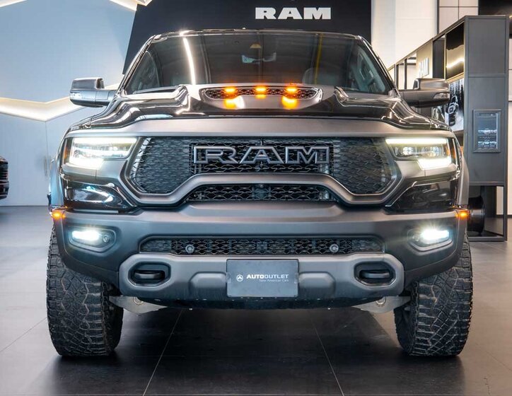 Dodge RAM Pick-up 6,2 l 523 kw