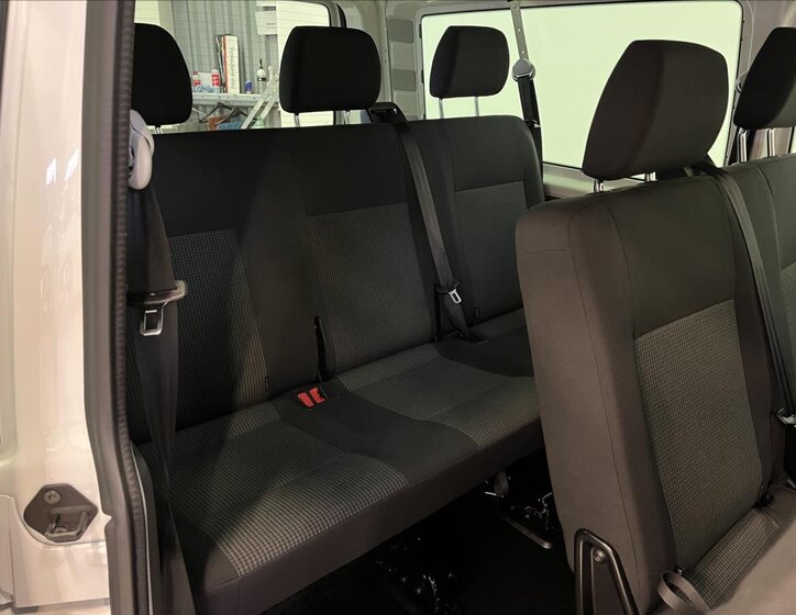 Volkswagen Transporter Kombi 2,0 l 110 kw