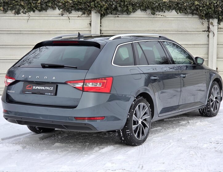 Škoda Superb Kombi 2,0 l 110 kw