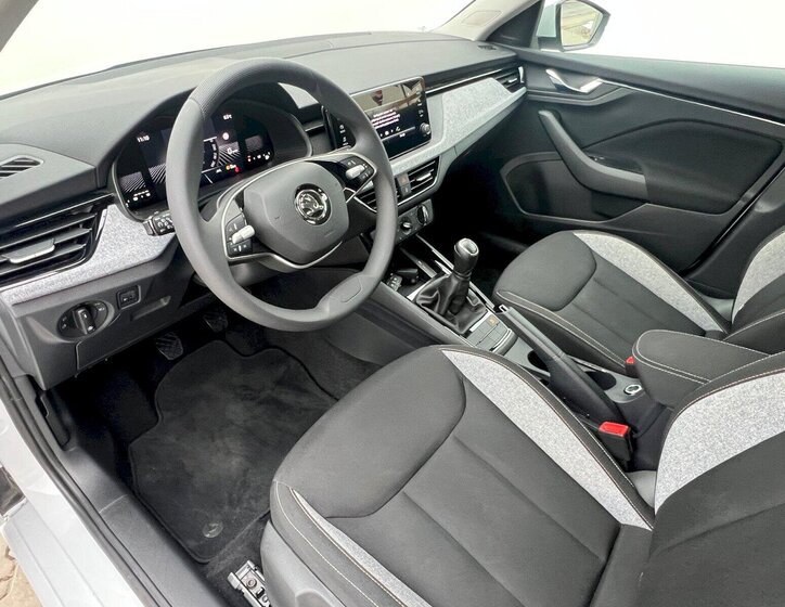 Škoda Scala Hatchback 1,0 l 85 kw