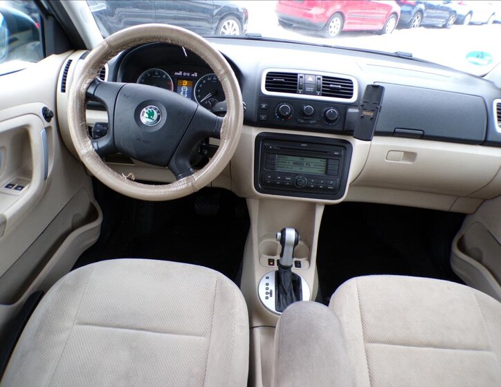 Škoda Fabia Hatchback 1,6 l 77 kw