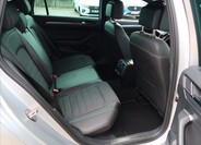 Volkswagen Passat 11