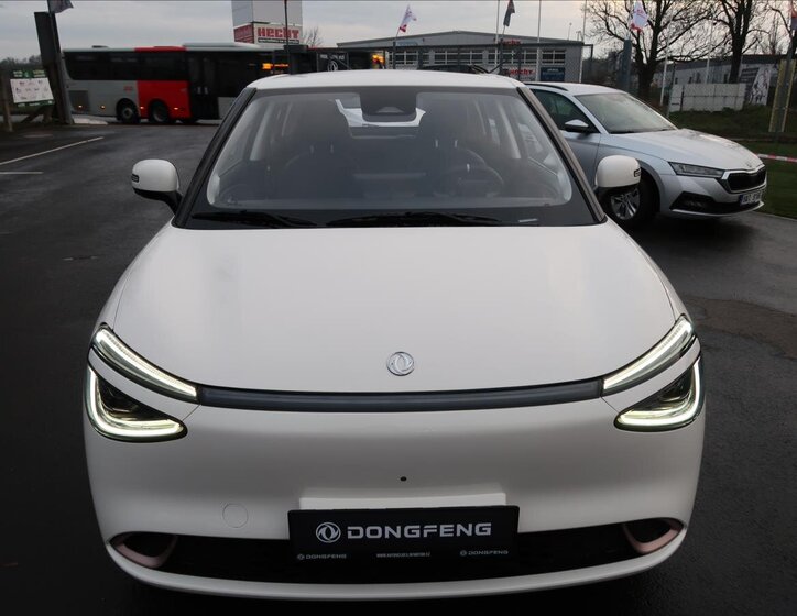 Dongfeng Box Hatchback 0,0 70 kw