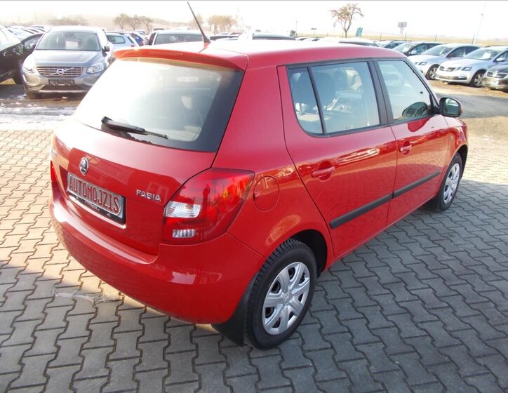 Škoda Fabia Hatchback 1,2 l 63 kw