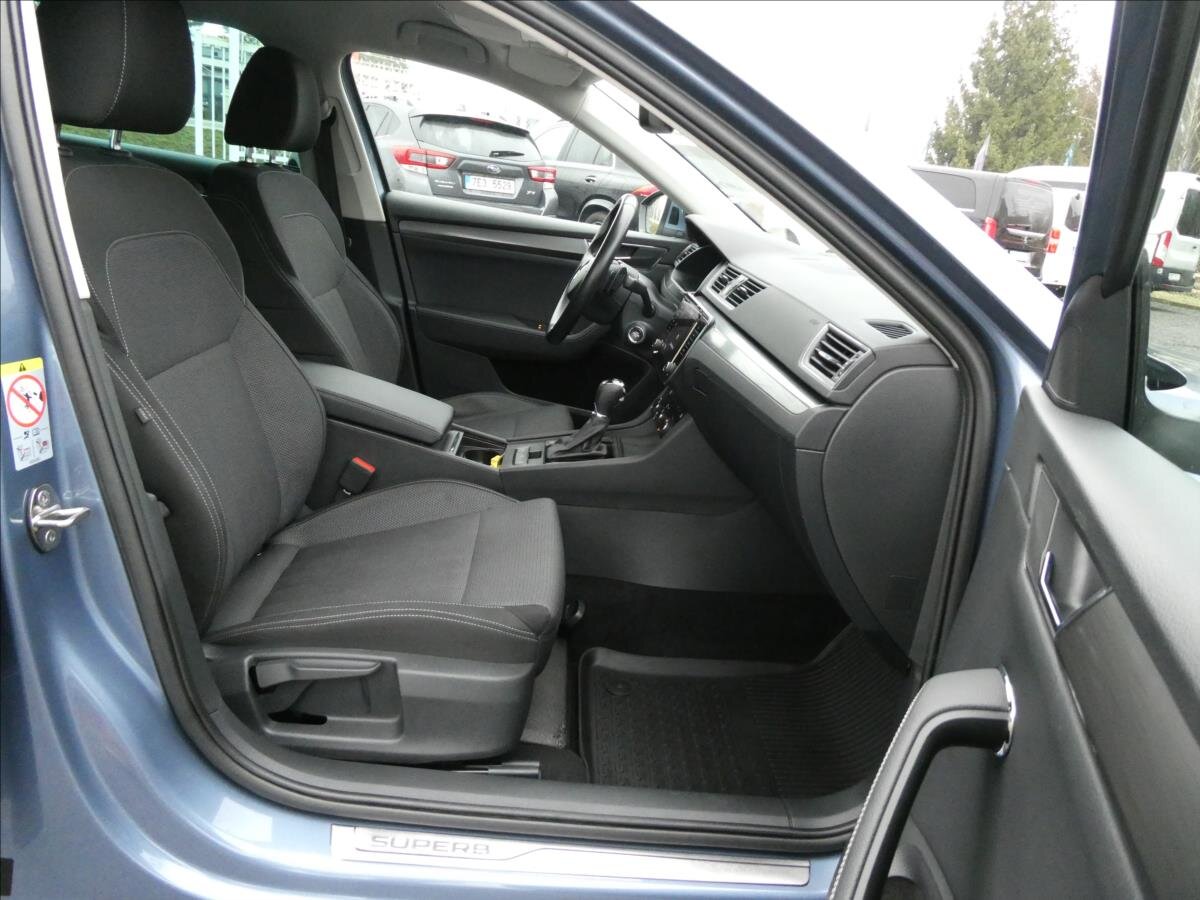 Škoda Superb Kombi 1,4 l 160 kw