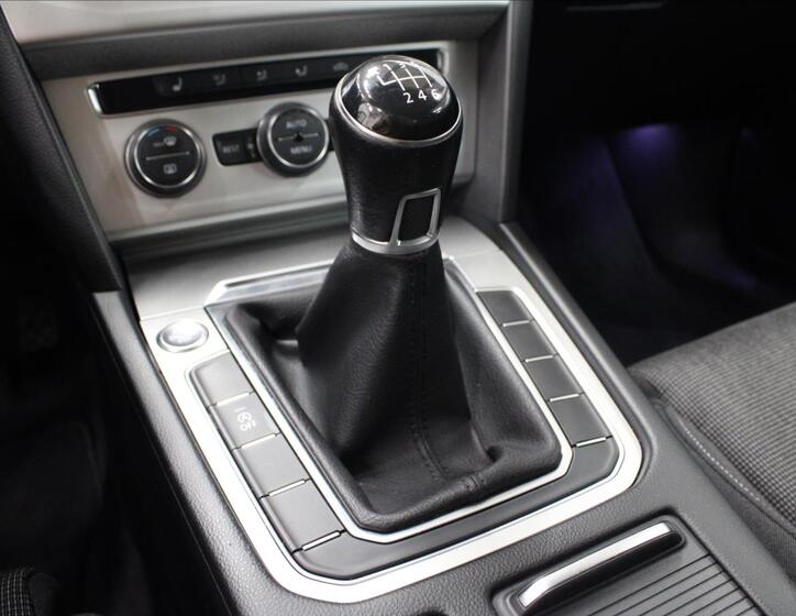 Volkswagen Passat 27