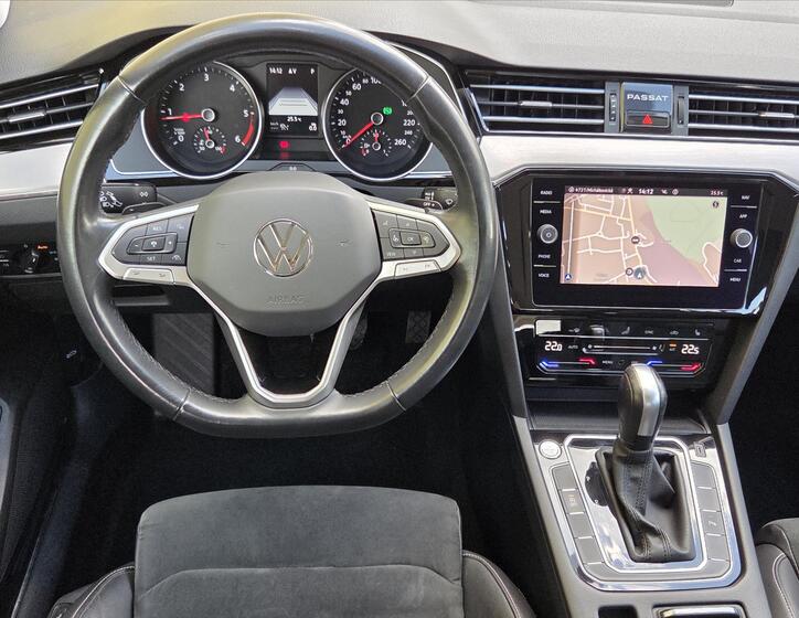 Volkswagen Passat 12