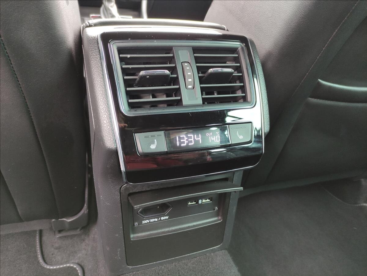 Škoda Superb Kombi 2,0 l 140 kw