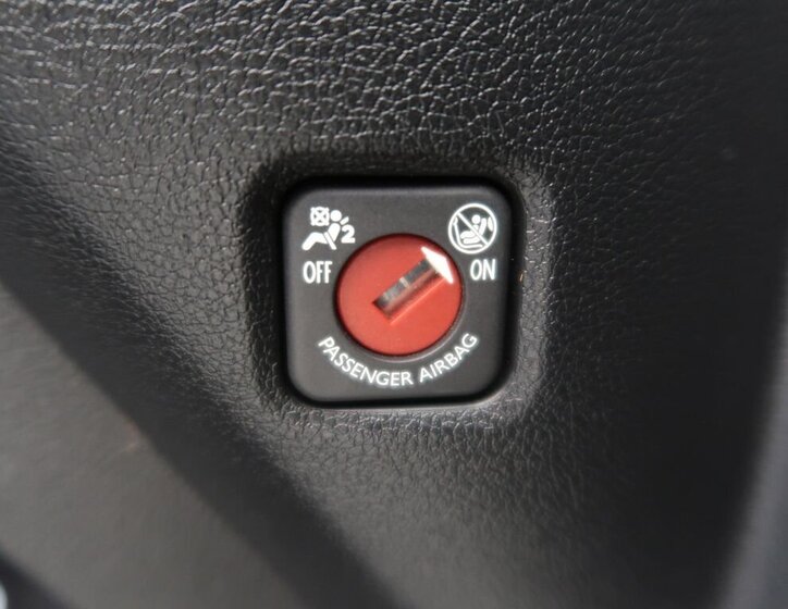 Citroën Berlingo MPV 1,5 l 75 kw