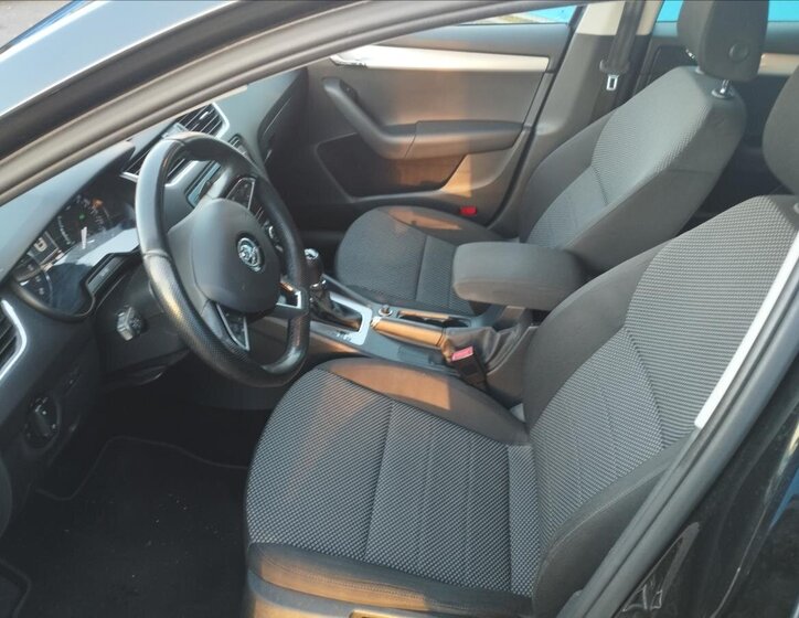 Škoda Octavia Kombi 2,0 l 110 kw