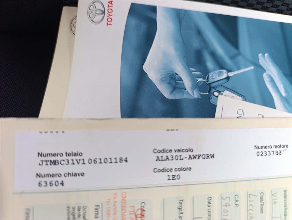 Toyota RAV4 SUV / Terénní 2,2 l 100 kw