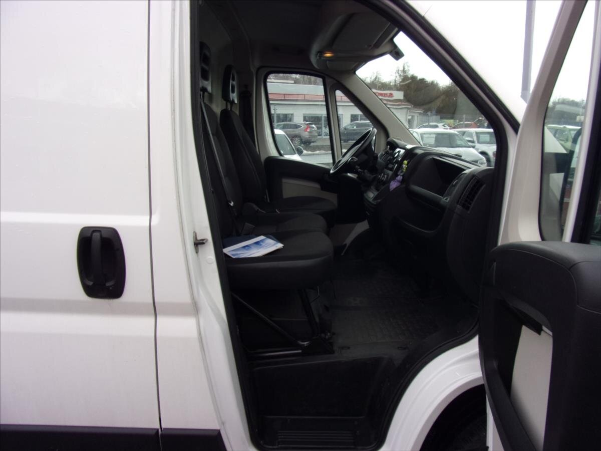 Peugeot Boxer Skříň 2,0 l 96 kw