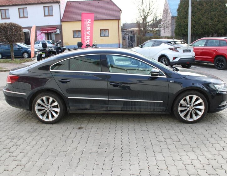 Volkswagen CC Sedan / Limuzína 2,0 l 130 kw