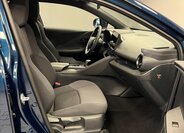 Toyota C-HR SUV 2,0 l 111 kw