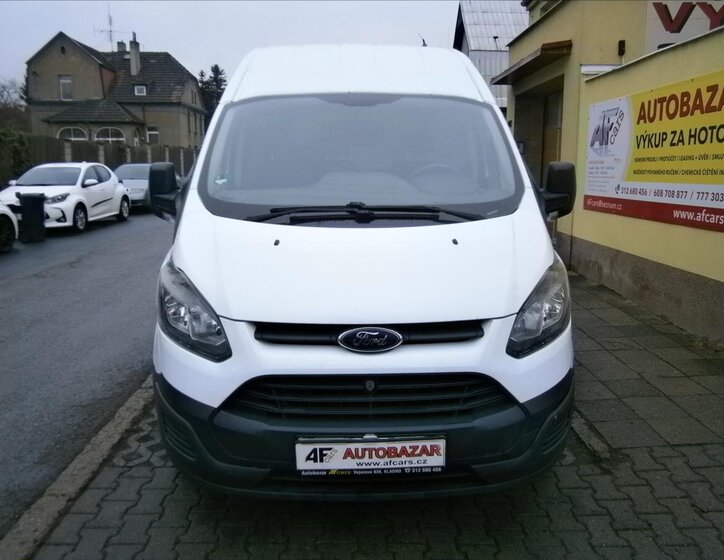 Ford Transit Custom 2