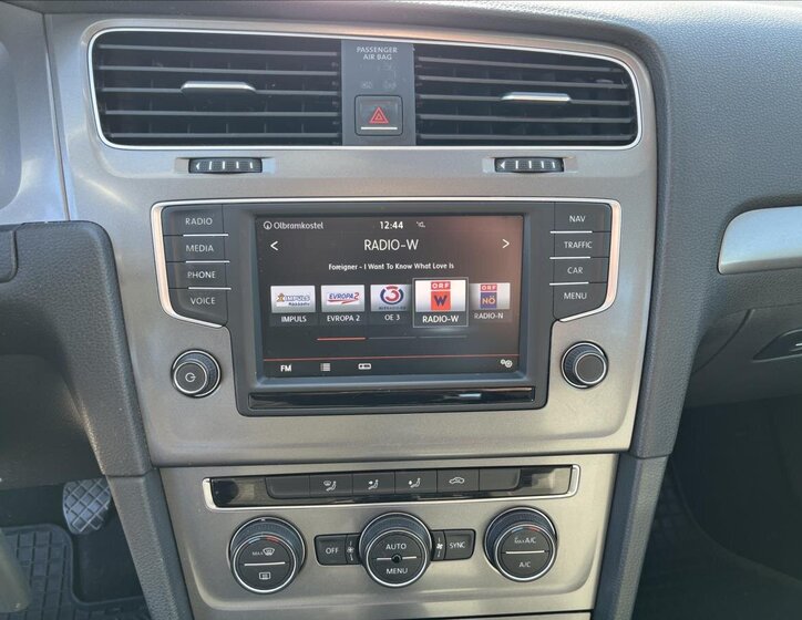 Volkswagen Golf Kombi 1,6 l 81 kw