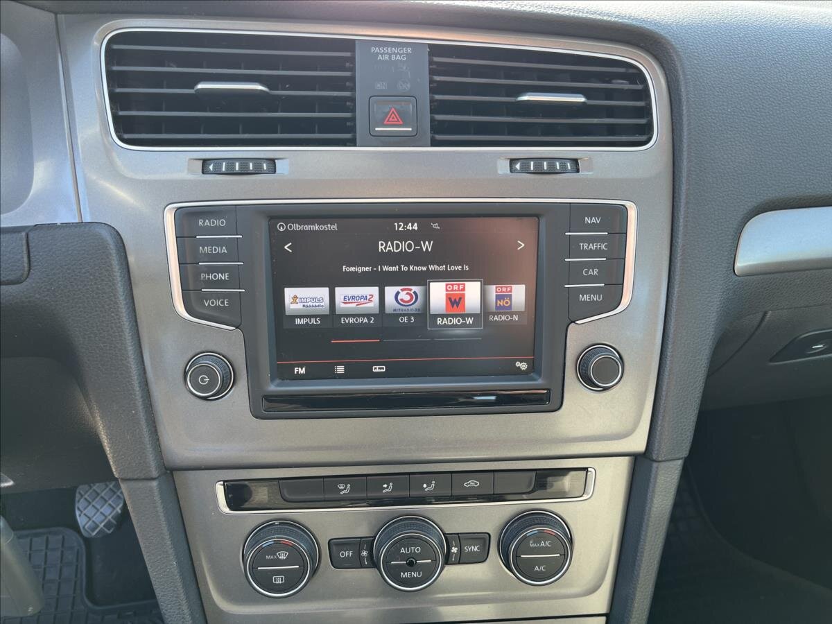 Volkswagen Golf Kombi 1,6 l 81 kw