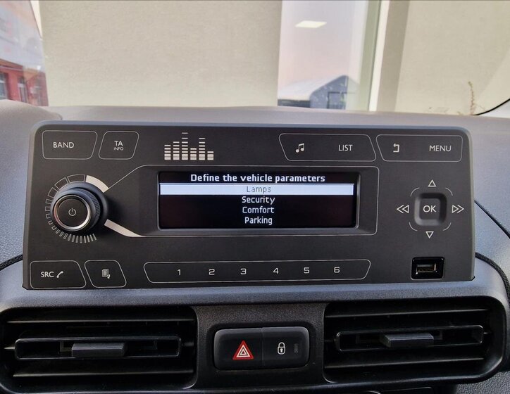 Opel Combo Skříň 1,5 l 75 kw