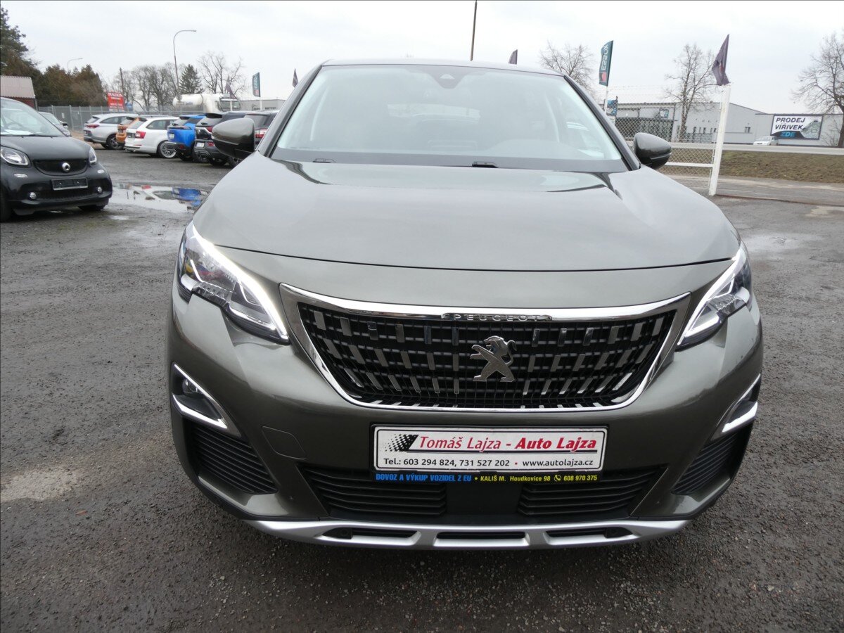 Peugeot 3008 SUV 1,6 l 121 kw