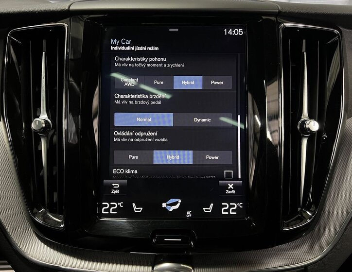 Volvo XC60 SUV / Terénní 2,0 l 288 kw