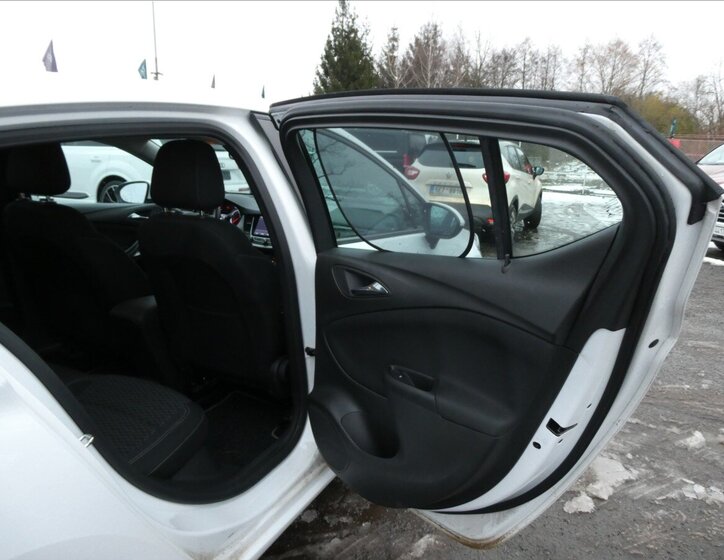 Opel Astra Hatchback 1,6 l 81 kw