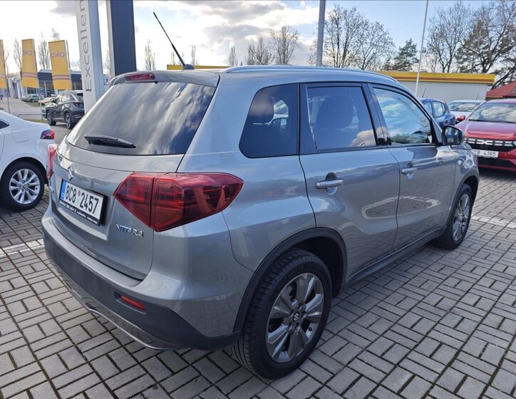 Suzuki Vitara SUV / Terénní 998,0 82 kw