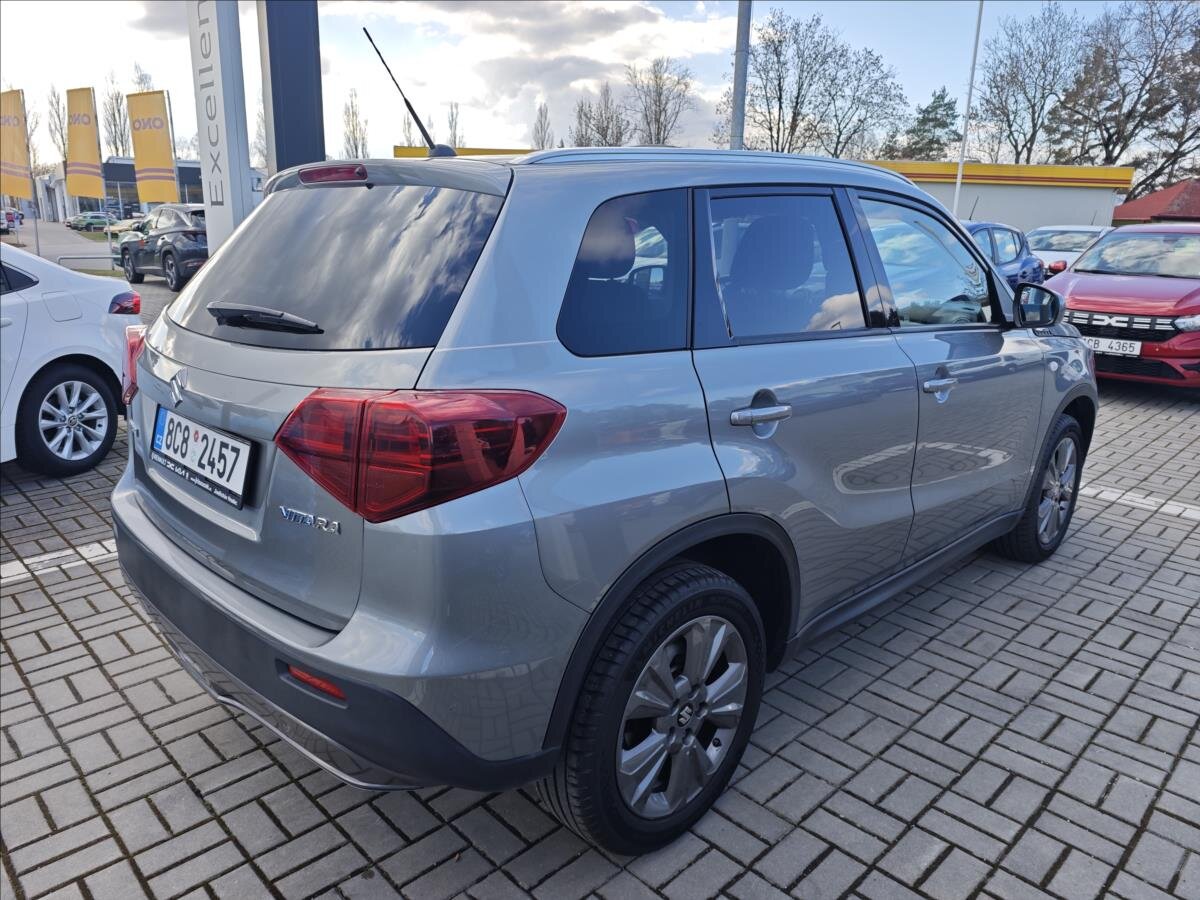 Suzuki Vitara SUV / Terénní 998,0 82 kw