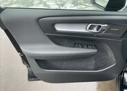 Volvo XC40 SUV 2,0 l 145 kw