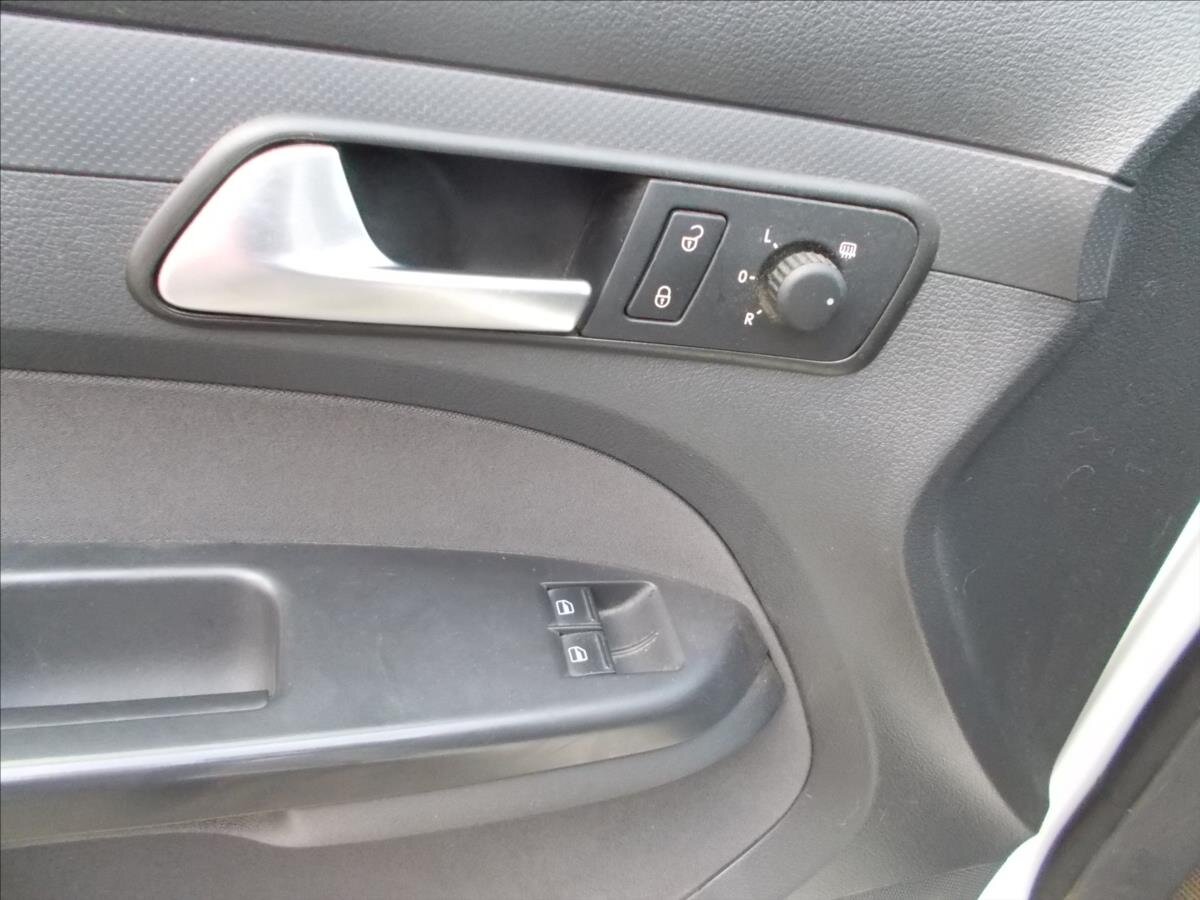 Volkswagen Caddy Kombi 1,6 l 75 kw