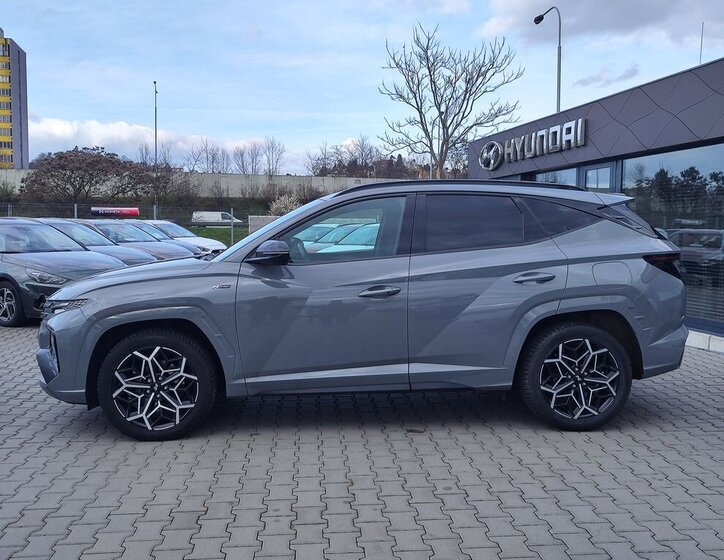 Hyundai Tucson SUV / Terénní 1,6 l 169 kw