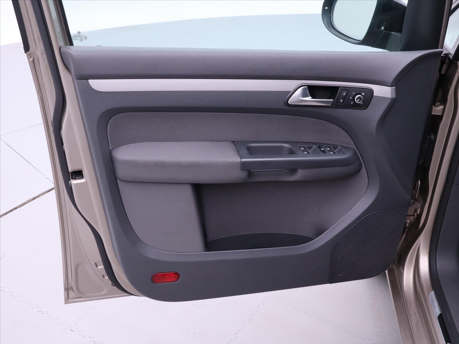 Volkswagen Touran MPV 1,4 l 103 kw