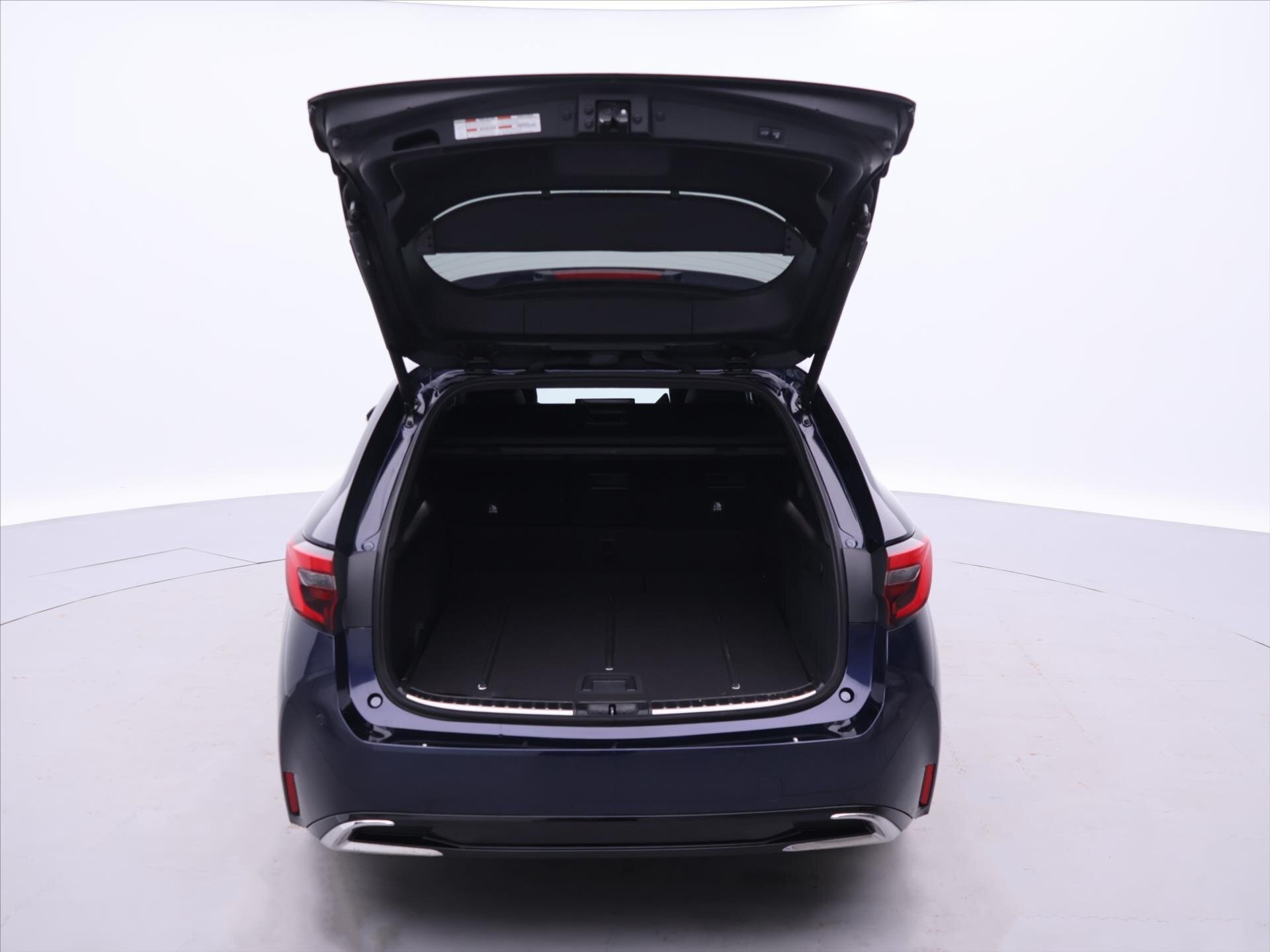 Toyota Corolla Kombi 2,0 l 112 kw