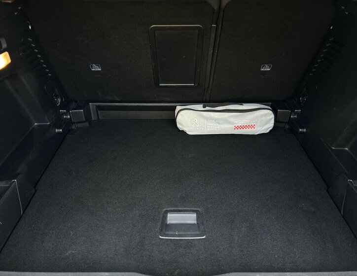 Peugeot 3008 SUV 1,5 l 96 kw