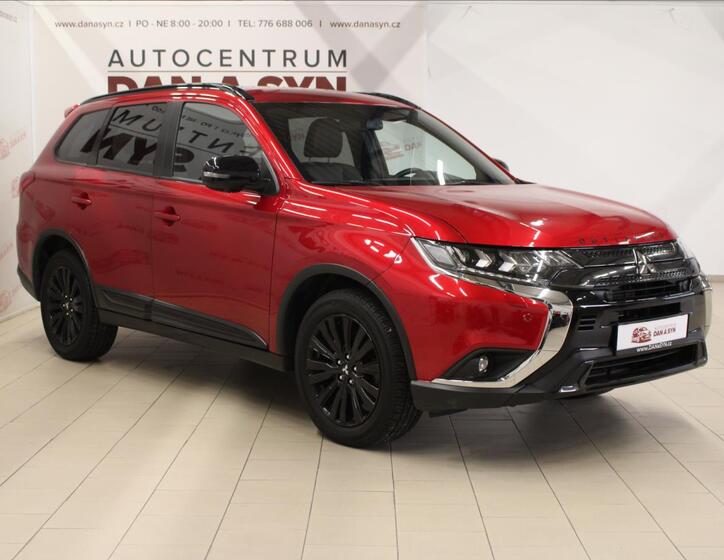 Mitsubishi Outlander 3