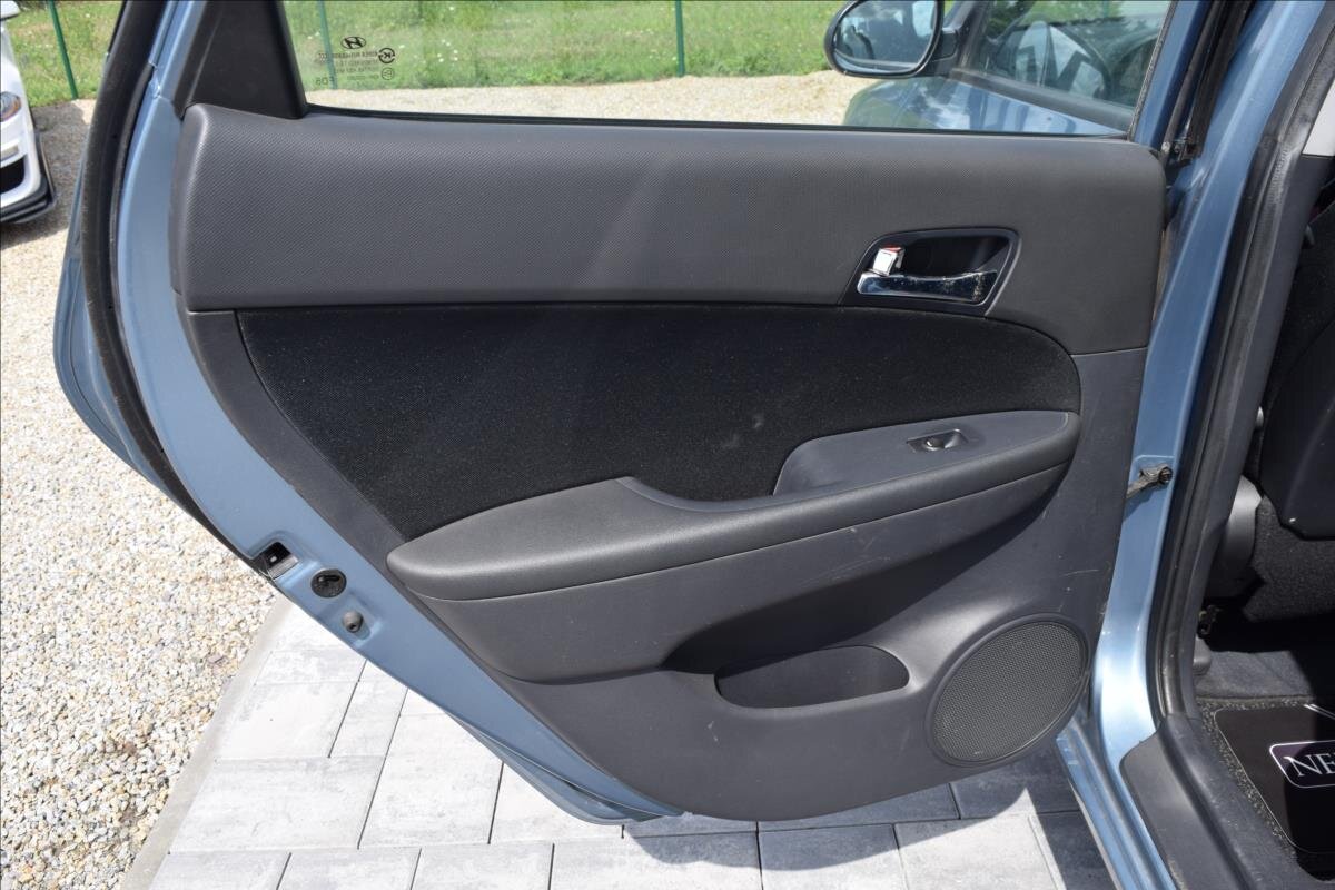 Hyundai i30 Hatchback 1,6 l 66 kw