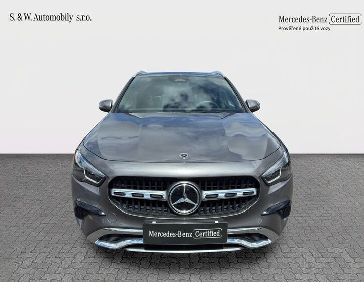 Mercedes-Benz GLA 2