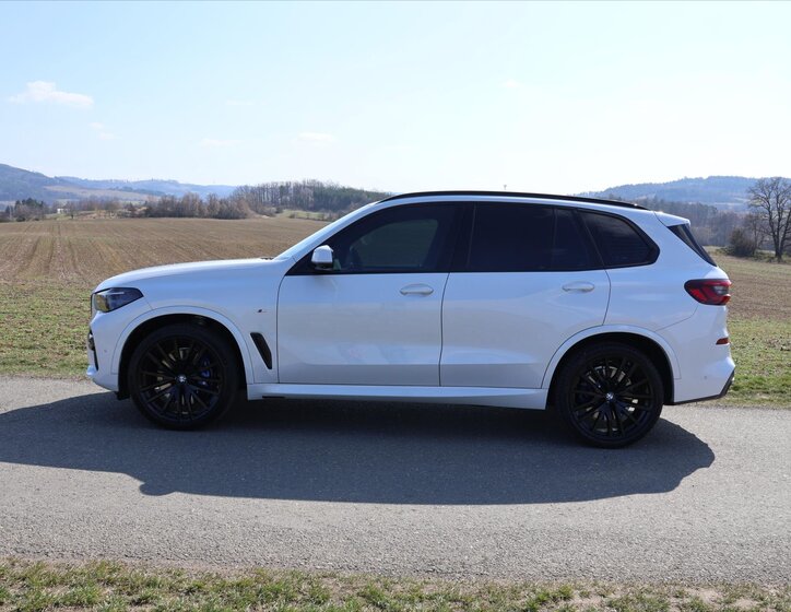 BMW X5 SUV / Terénní 3,0 l 250 kw