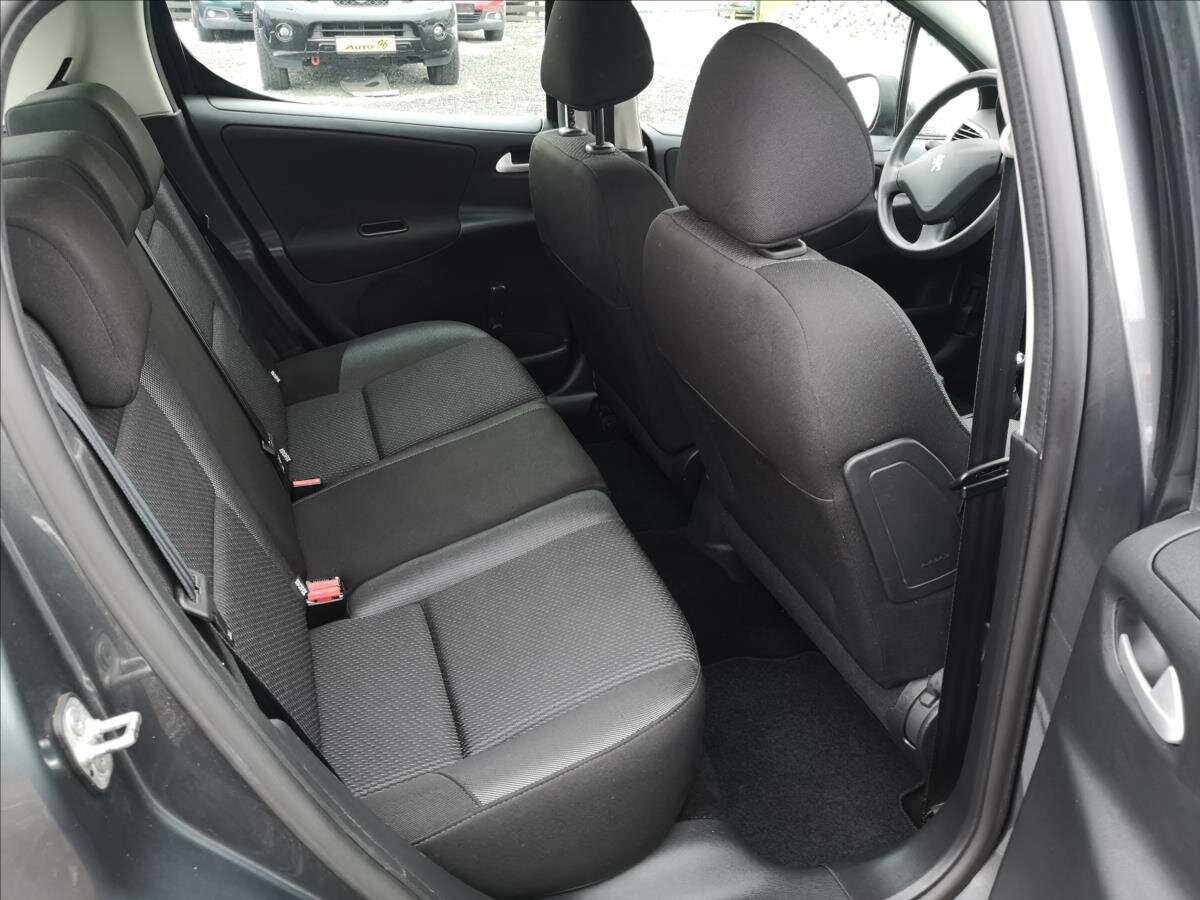 Peugeot 207 Hatchback 1,4 l 54 kw