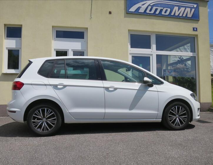 Volkswagen Golf Sportsvan 2