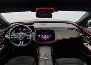 Mercedes-Benz Třídy E 12