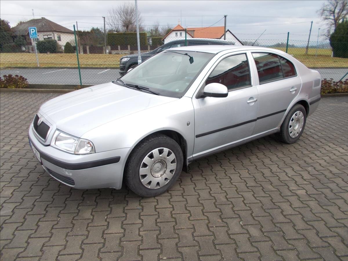 Škoda Octavia Sedan / Limuzína 1,9 l 74 kw