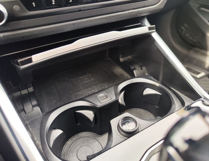 BMW Řada 3 Sedan / Limuzína 2,0 l 215 kw