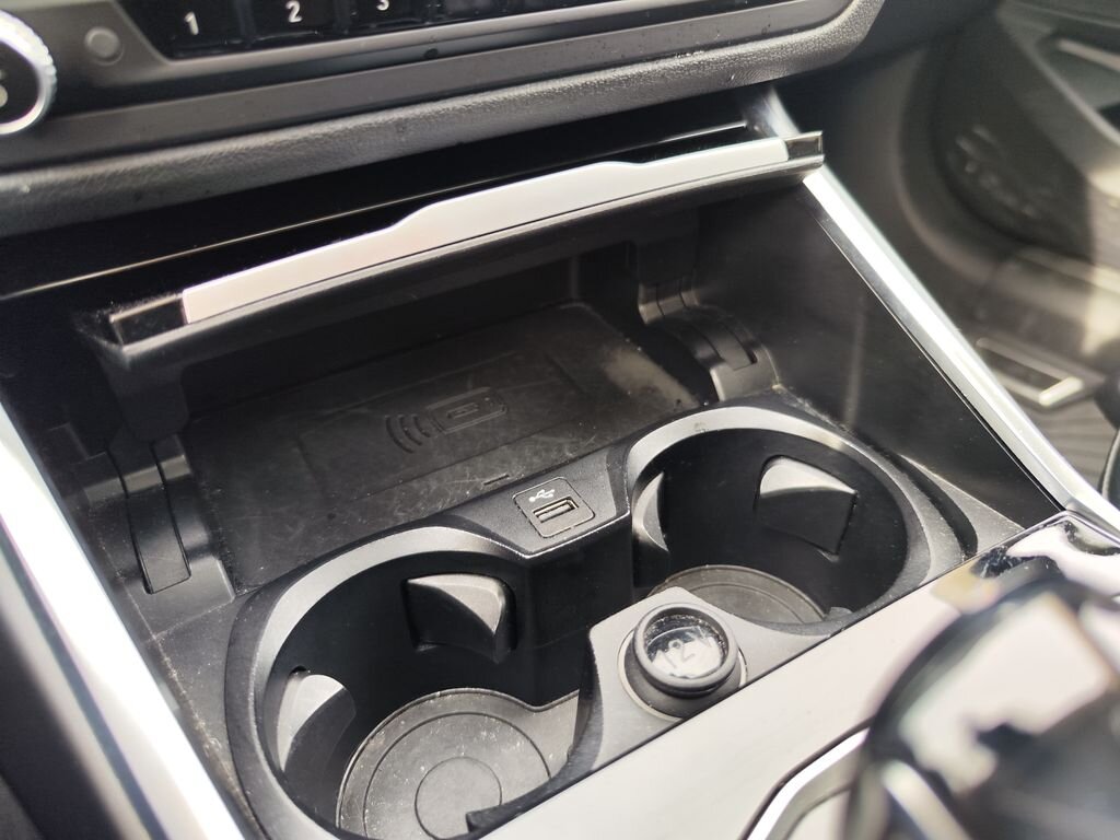 BMW Řada 3 Sedan / Limuzína 2,0 l 215 kw